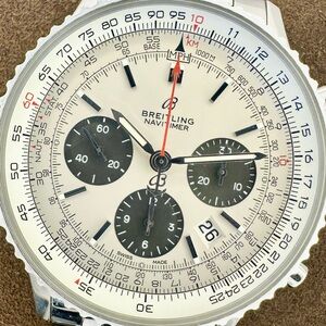 Breitling Navitimer B01